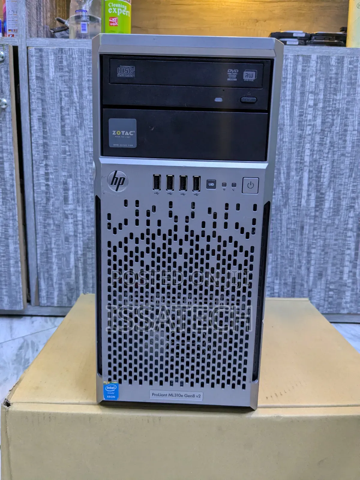 Server HP ProLiant ML 32GB Intel Xeon HDD+SSD 2T