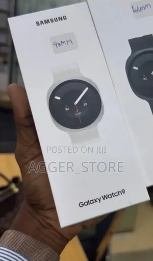 Samsung Galaxy Watch 40mm Smartwatch (Black and Beige)