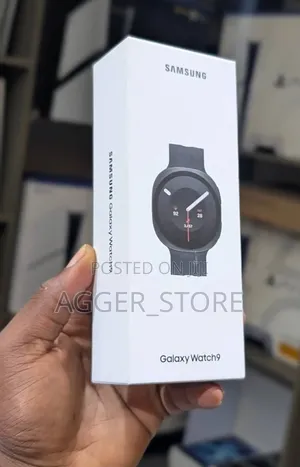 Samsung Galaxy Watch 40mm Smartwatch (Black and Beige)