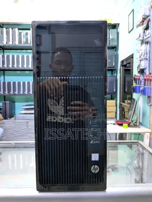Desktop Computer HP Z240 16GB Intel Xeon SSD 512GB