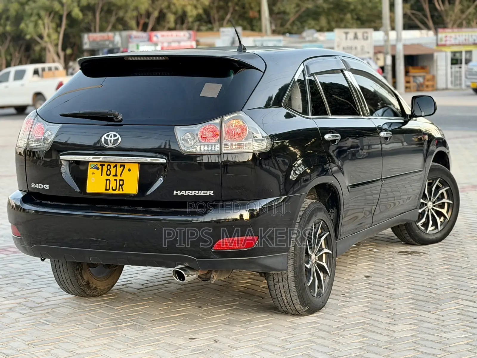 Toyota Harrier 2.4 4WD 2004 Black