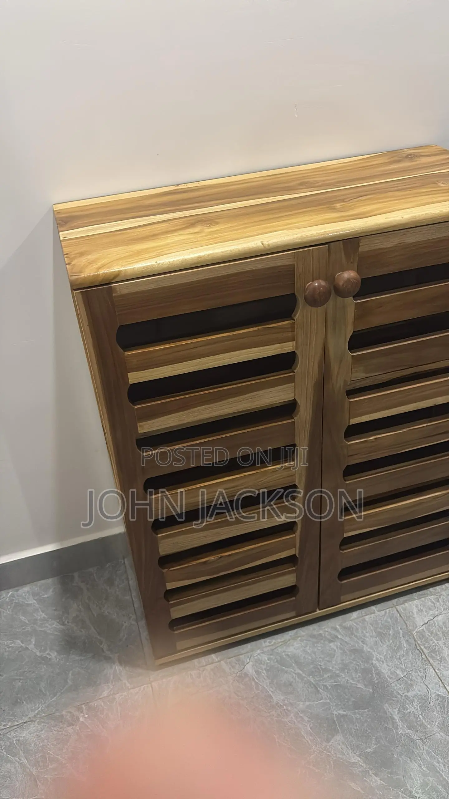 Shoe Rack-Mninga Wood