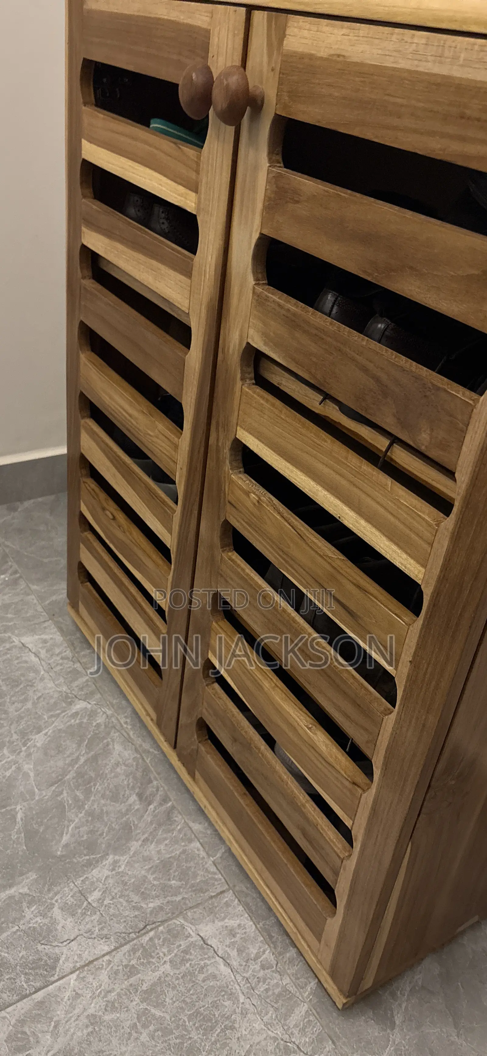 Shoe Rack-Mninga Wood