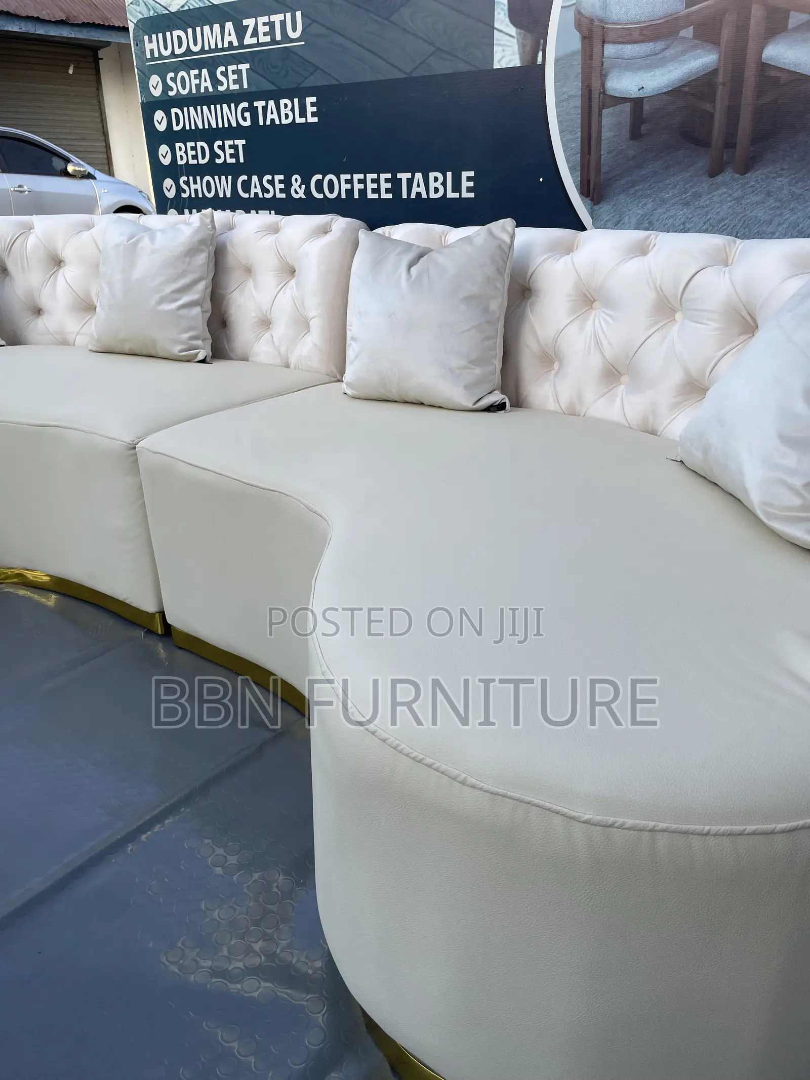 Unakosaje Sofa Kali Kama Hii Bei Ya Offer