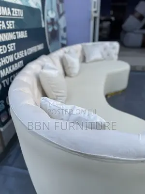 Unakosaje Sofa Kali Kama Hii Bei Ya Offer