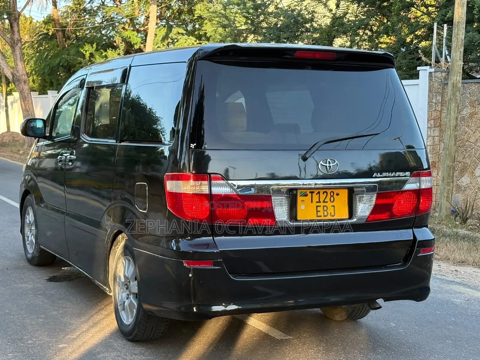 Toyota Alphard 2007 Black