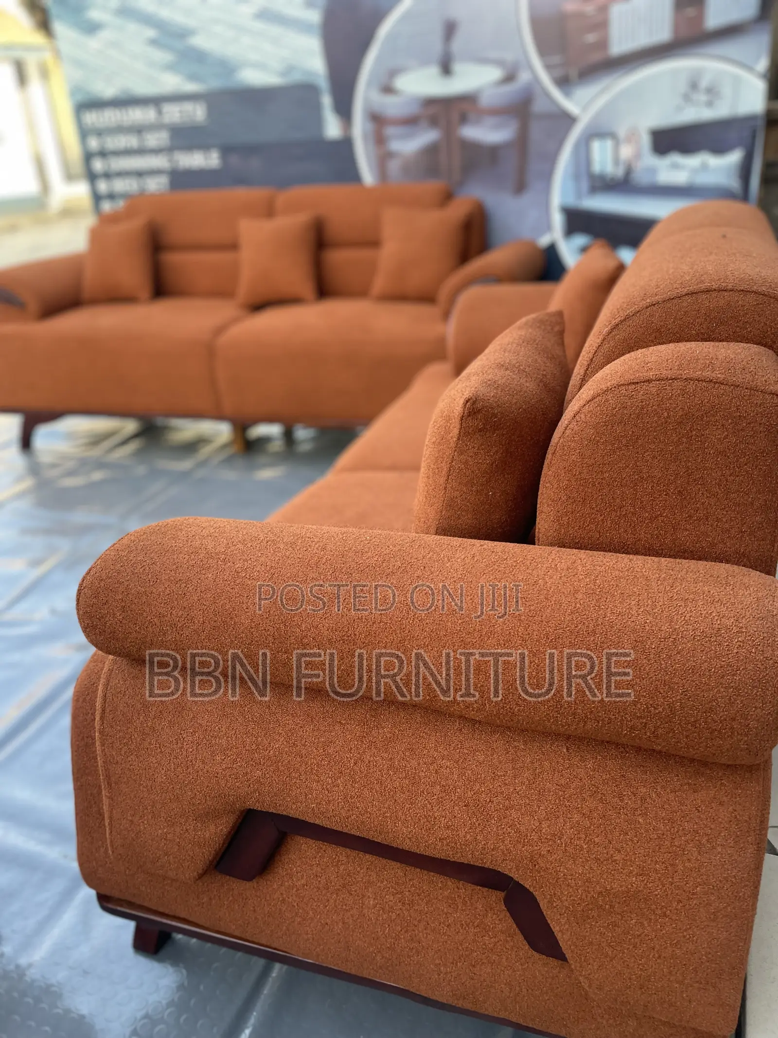 Modern; Sofa 7 Seaters Bei Ya Kitanzania