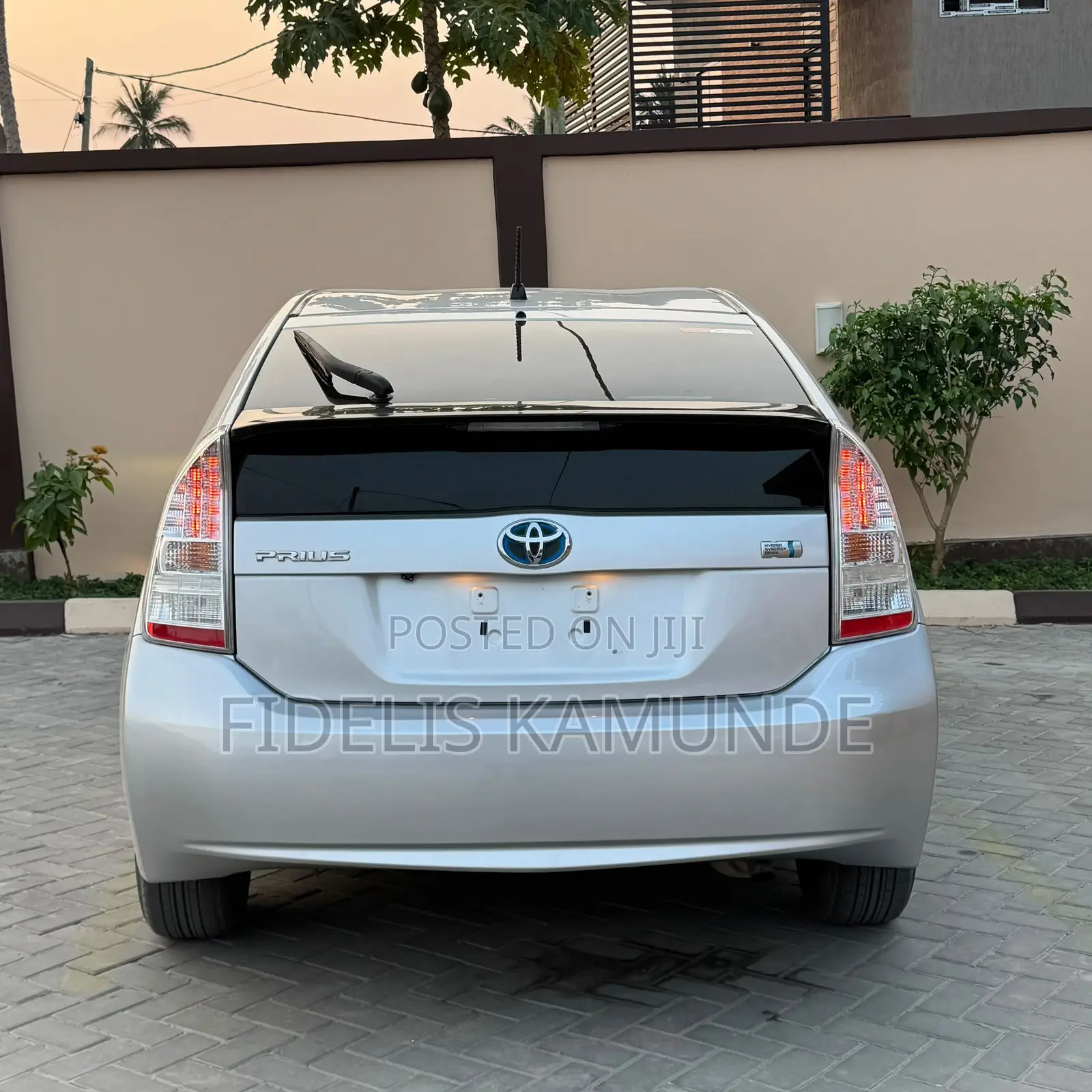 Toyota Prius I 2010 Silver