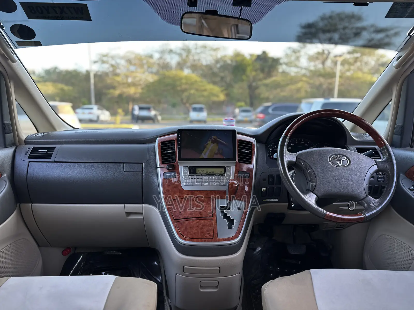 Toyota Alphard 2005 White