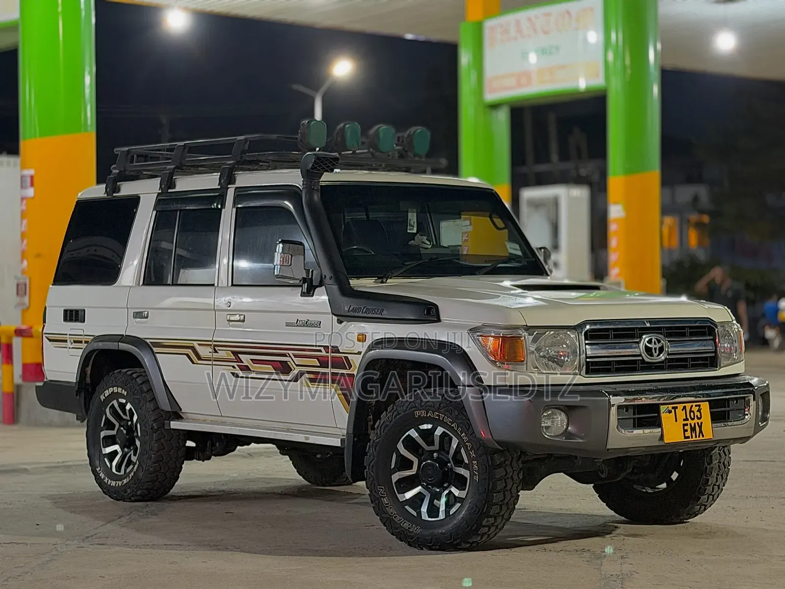 Toyota Land Cruiser 2015 Silver