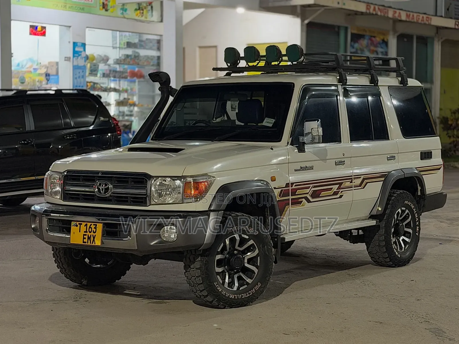 Toyota Land Cruiser 2015 Silver