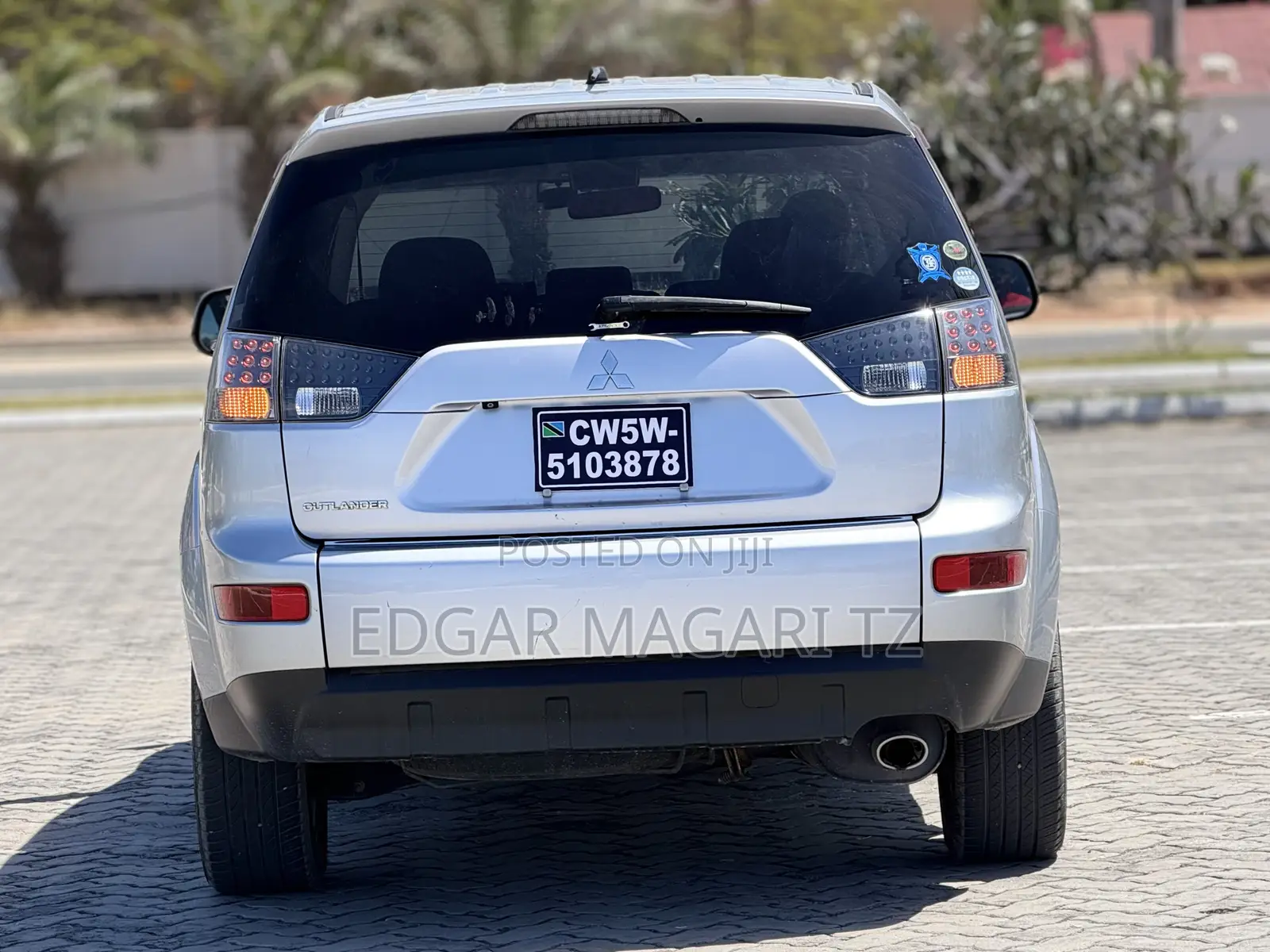 Mitsubishi Outlander 2010 Silver