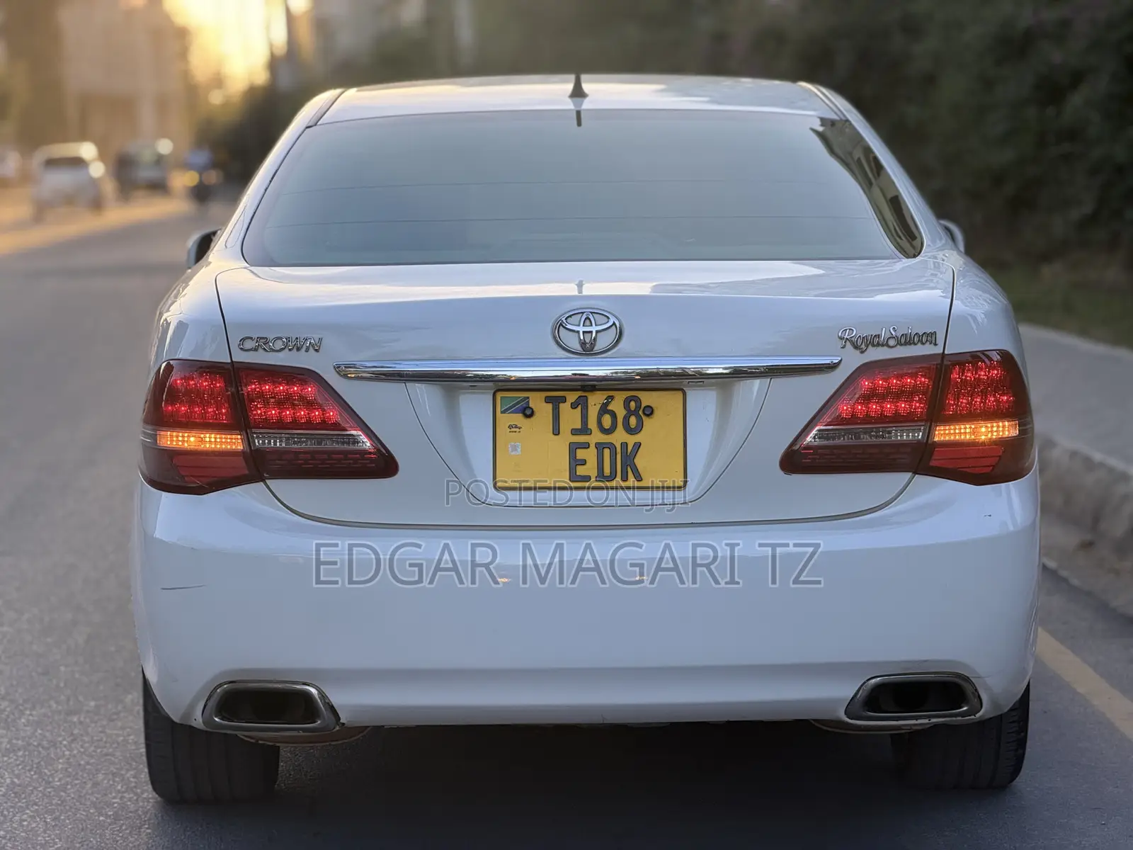 Toyota Crown 2010 White