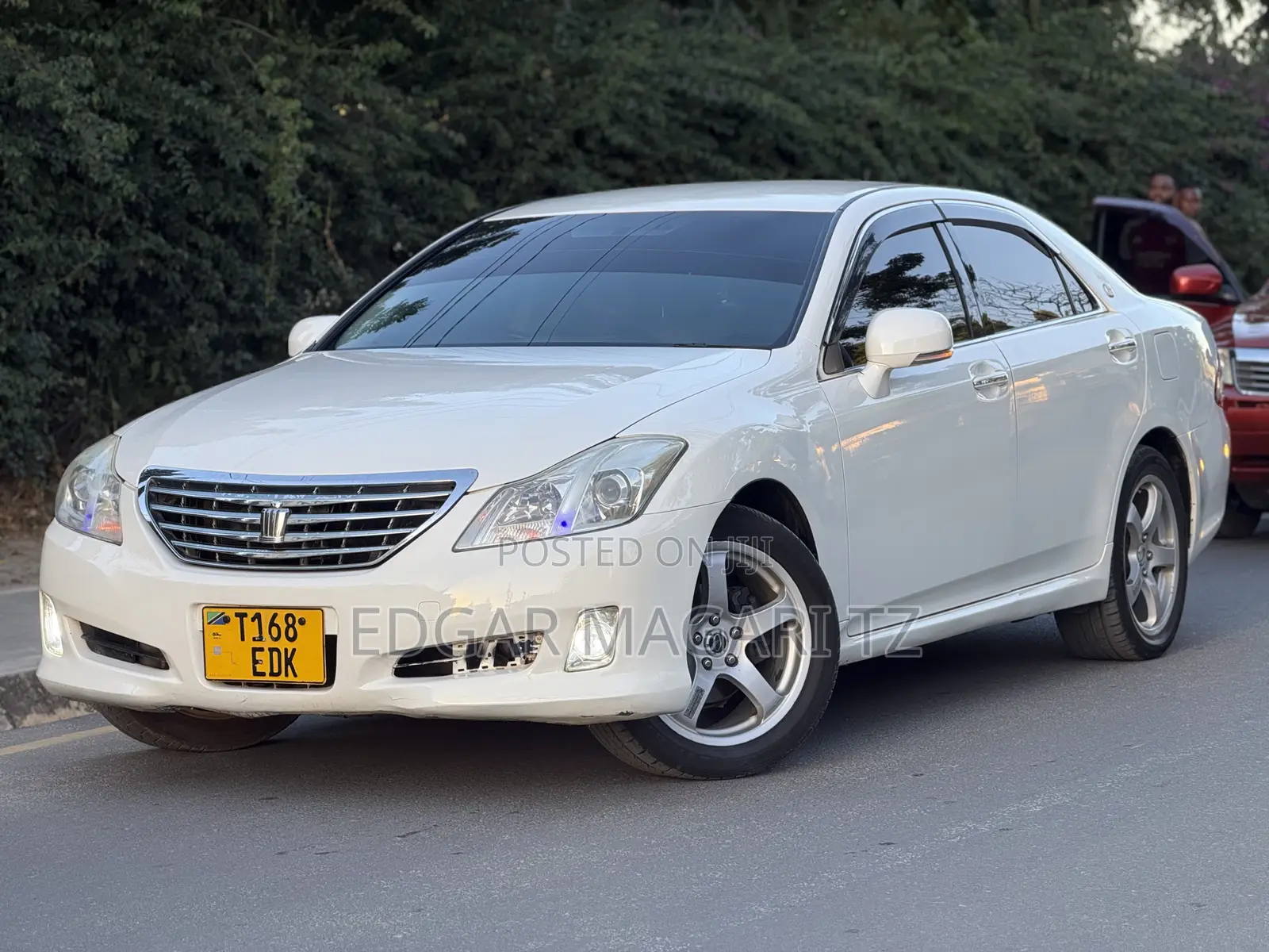 Toyota Crown 2010 White