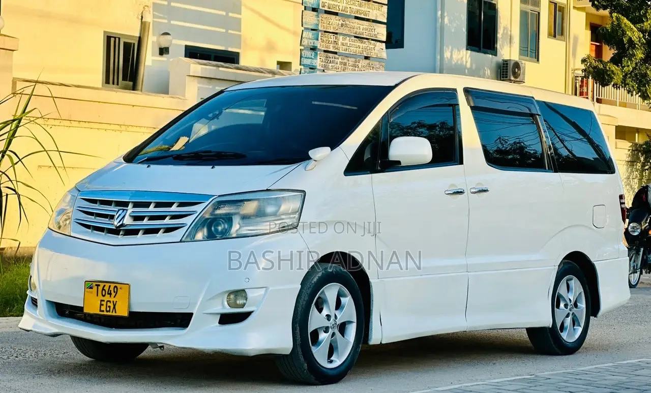 Toyota Alphard 2.4 Petrol FWD 2007 Pearl