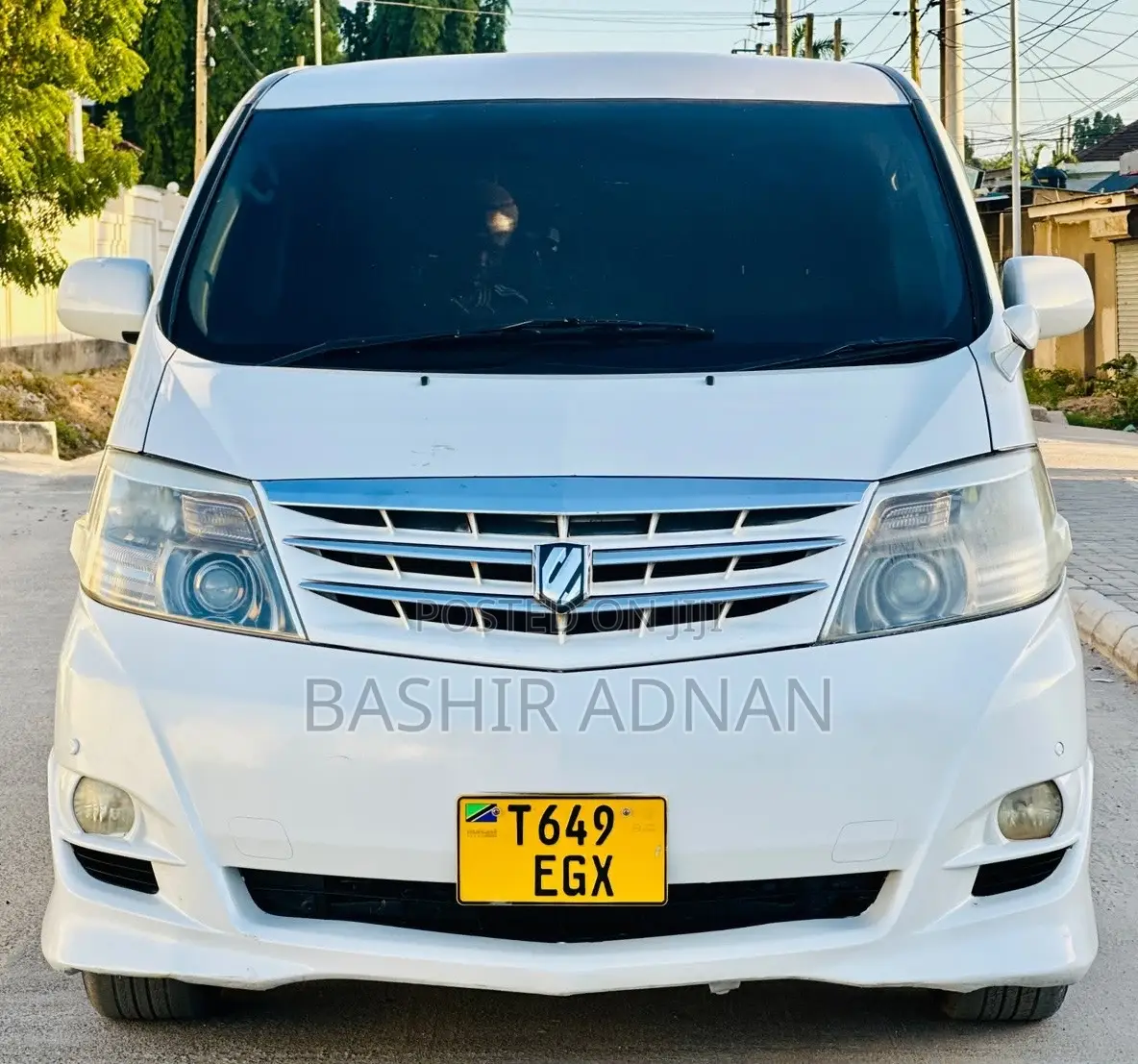 Toyota Alphard 2.4 Petrol FWD 2007 Pearl