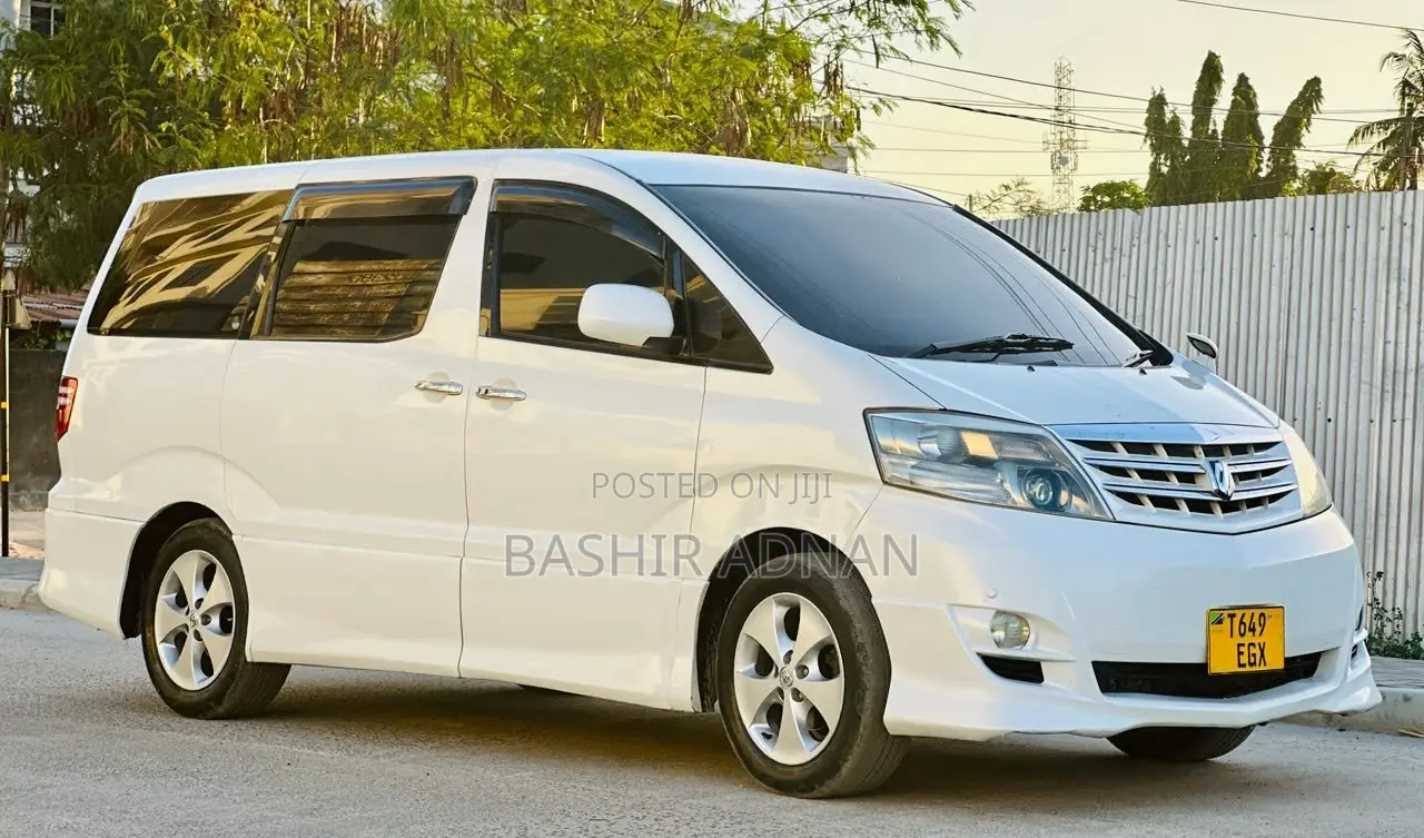 Toyota Alphard 2.4 Petrol FWD 2007 Pearl