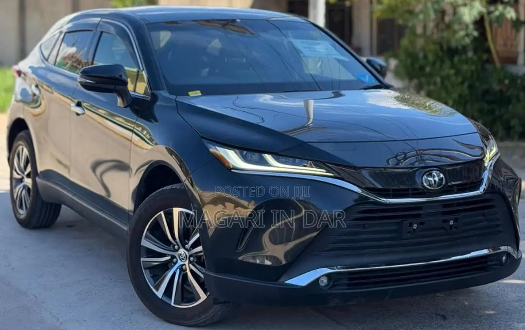 Toyota Harrier 2022 Black