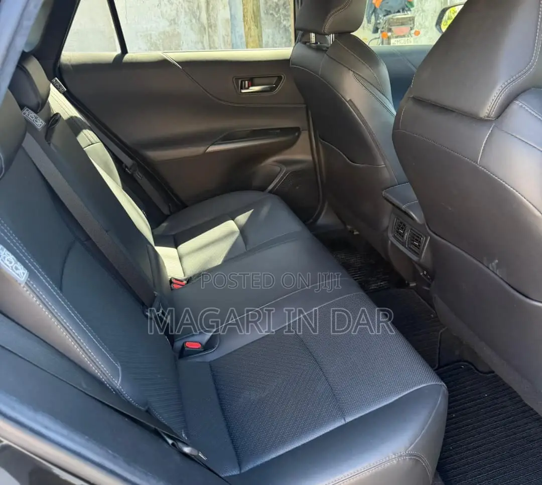 Toyota Harrier 2022 Black