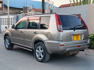 Nissan X-Trail 2009 Silver