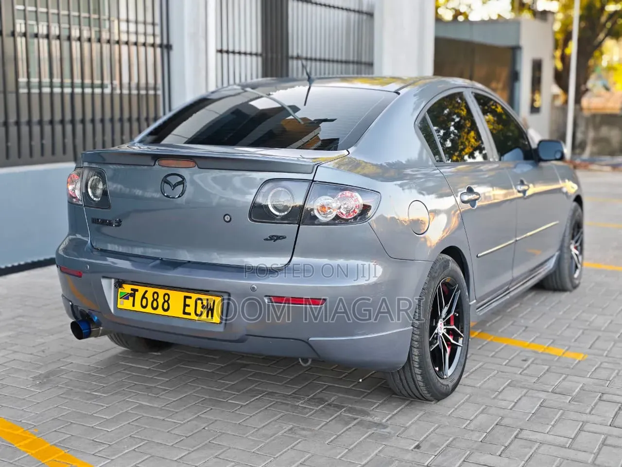 Mazda Verisa 2008 Gray