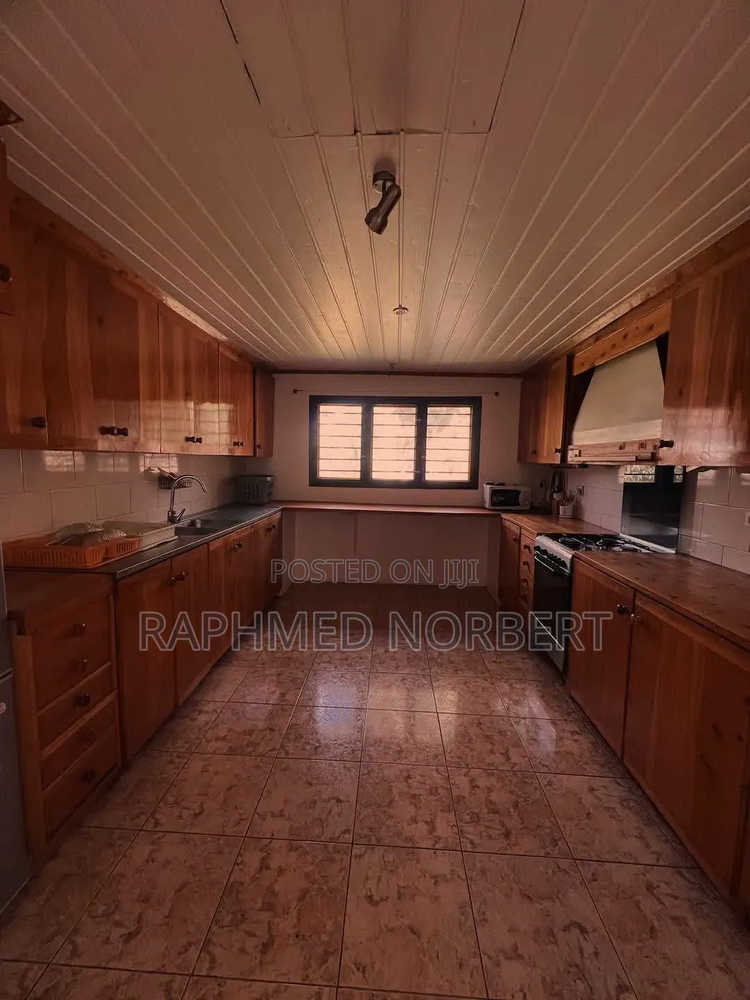 Furnished 5bdrm House in Tanzania Realestates, Njiro for rent