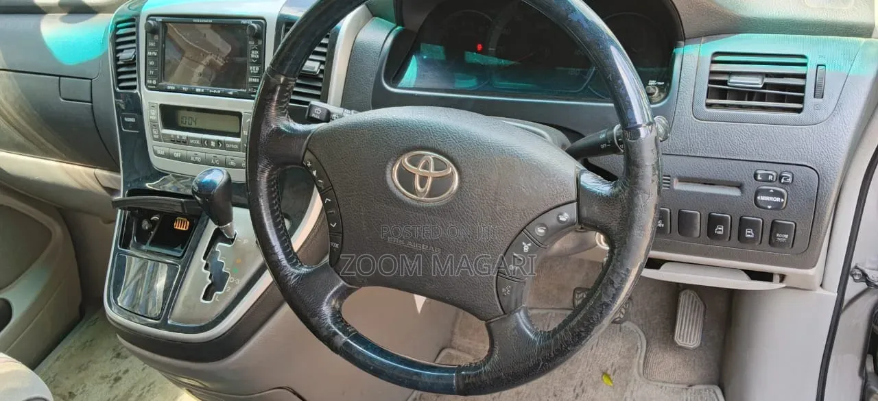 Toyota Alphard 2005 Gray