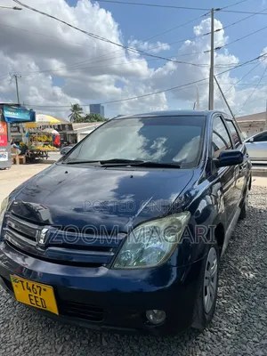 Toyota IST 2005 Blue