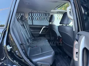 Toyota Land Cruiser Prado 2015 Black