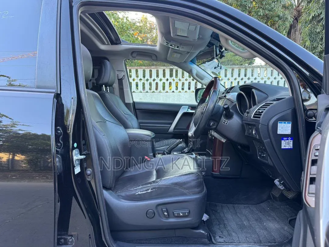 Toyota Land Cruiser Prado 2015 Black