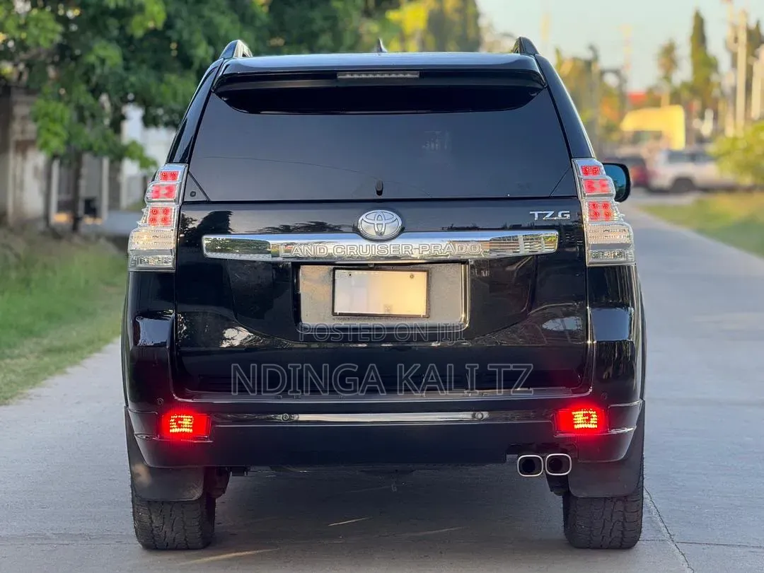 Toyota Land Cruiser Prado 2015 Black