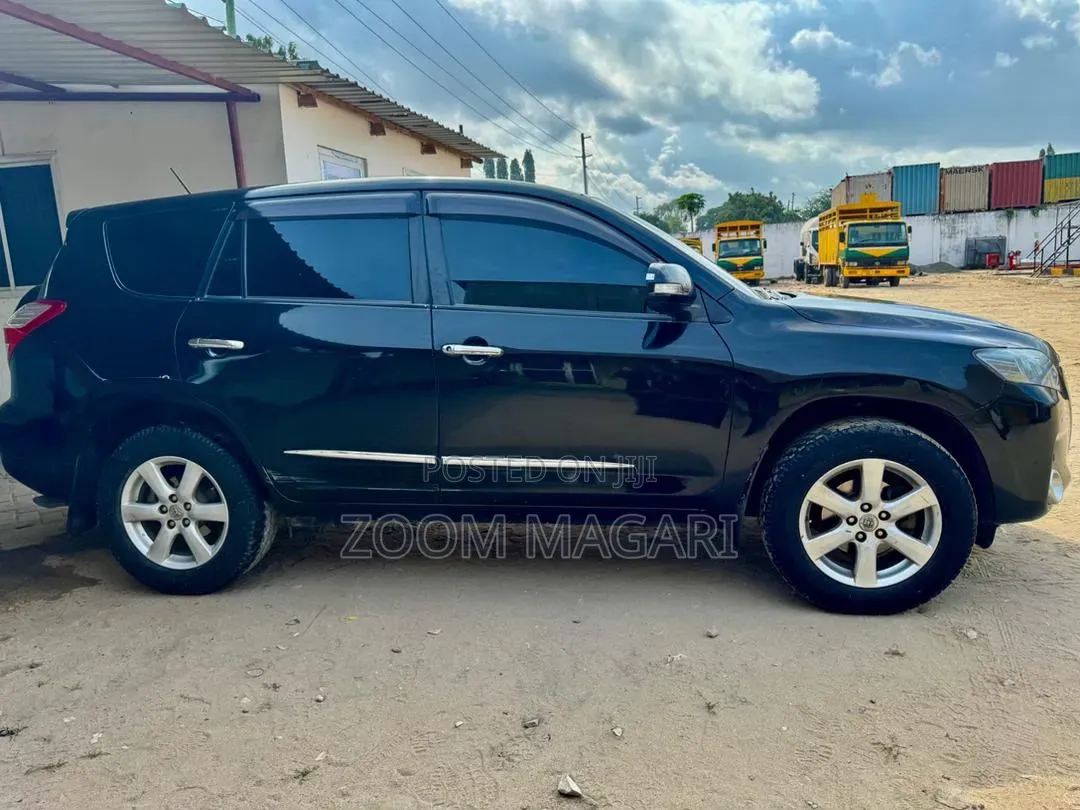 Toyota Vanguard 2008 Black