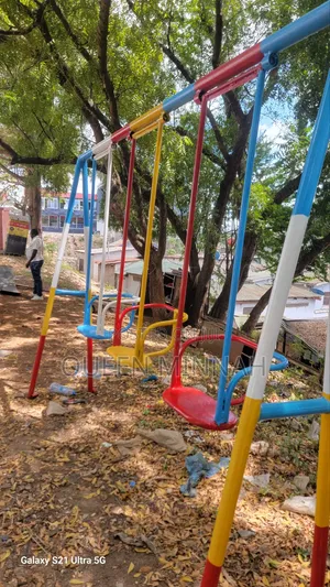 Heavy-Duty Steel Frame Children's Playground Swings