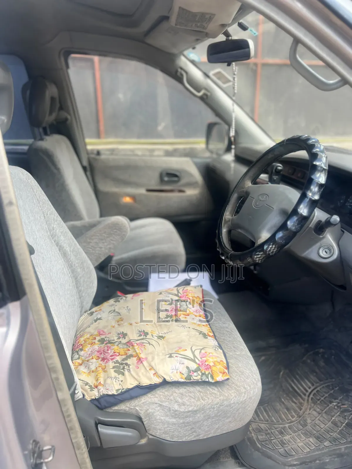 Toyota Noah 2002 Brown