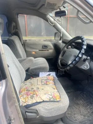 Toyota Noah 2002 Brown