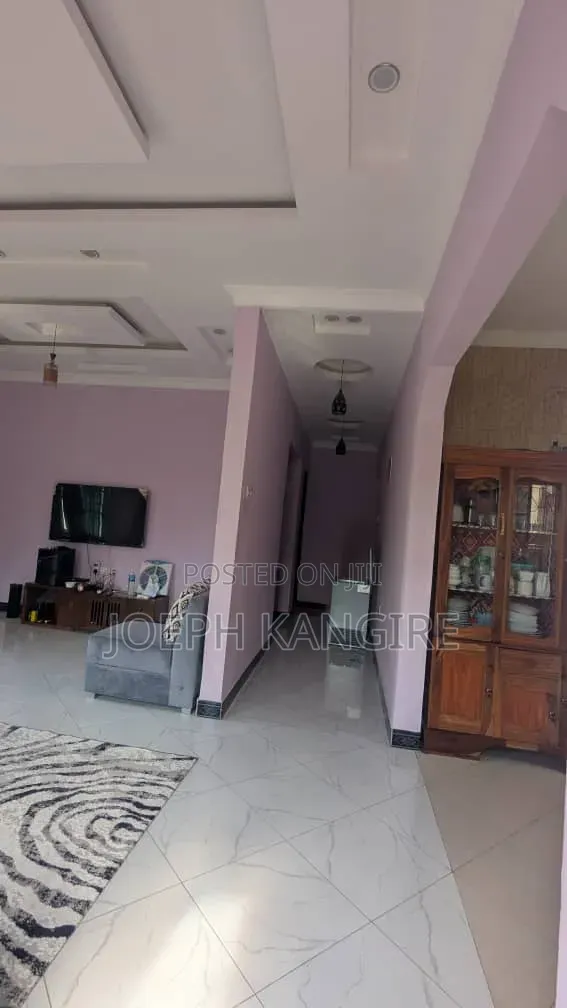 3bdrm House in Mawili Street, Mbezi for sale
