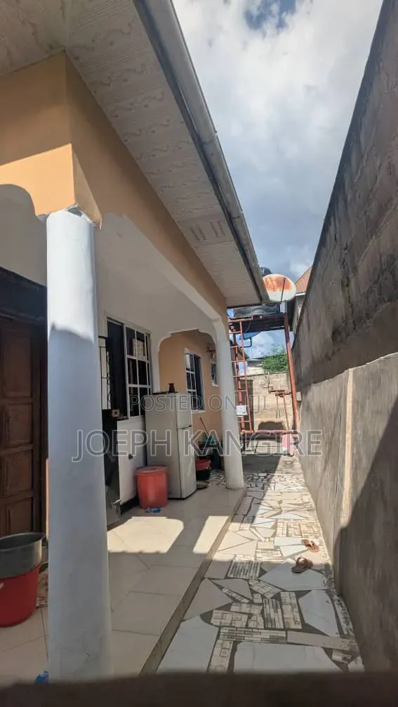 3bdrm House in Mawili Street, Mbezi for sale