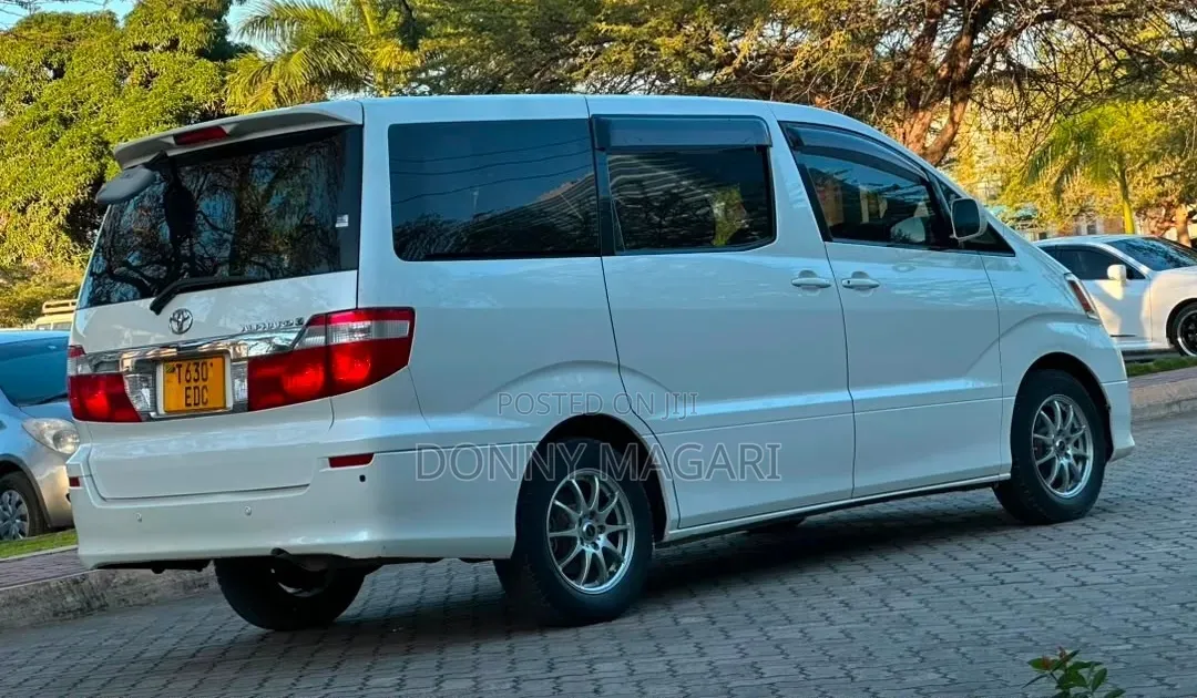 Toyota Alphard 2005 White