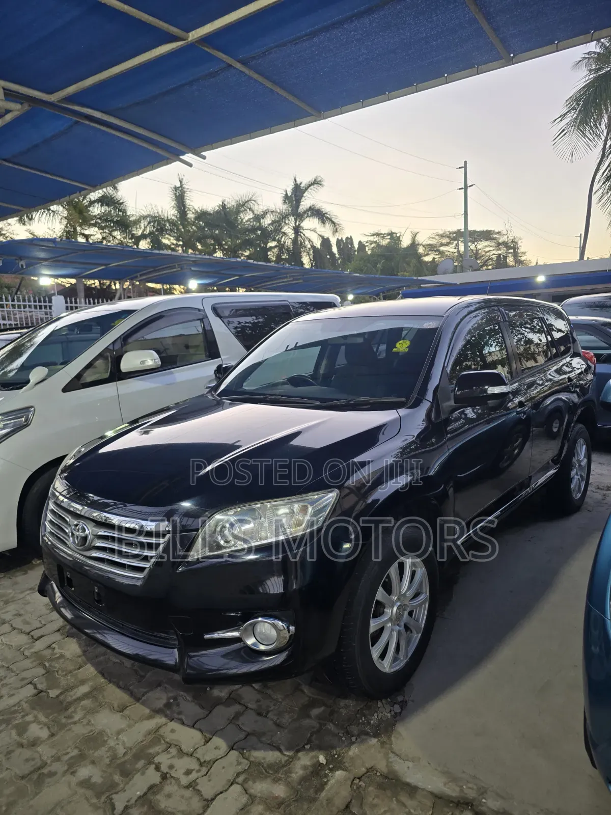 Toyota Vanguard 2010 Black