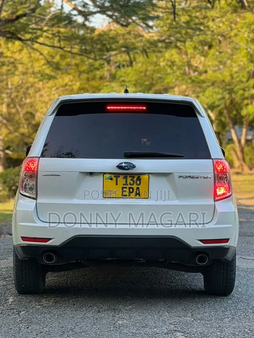 Subaru Forester 2011 White