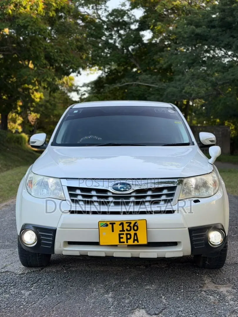 Subaru Forester 2011 White