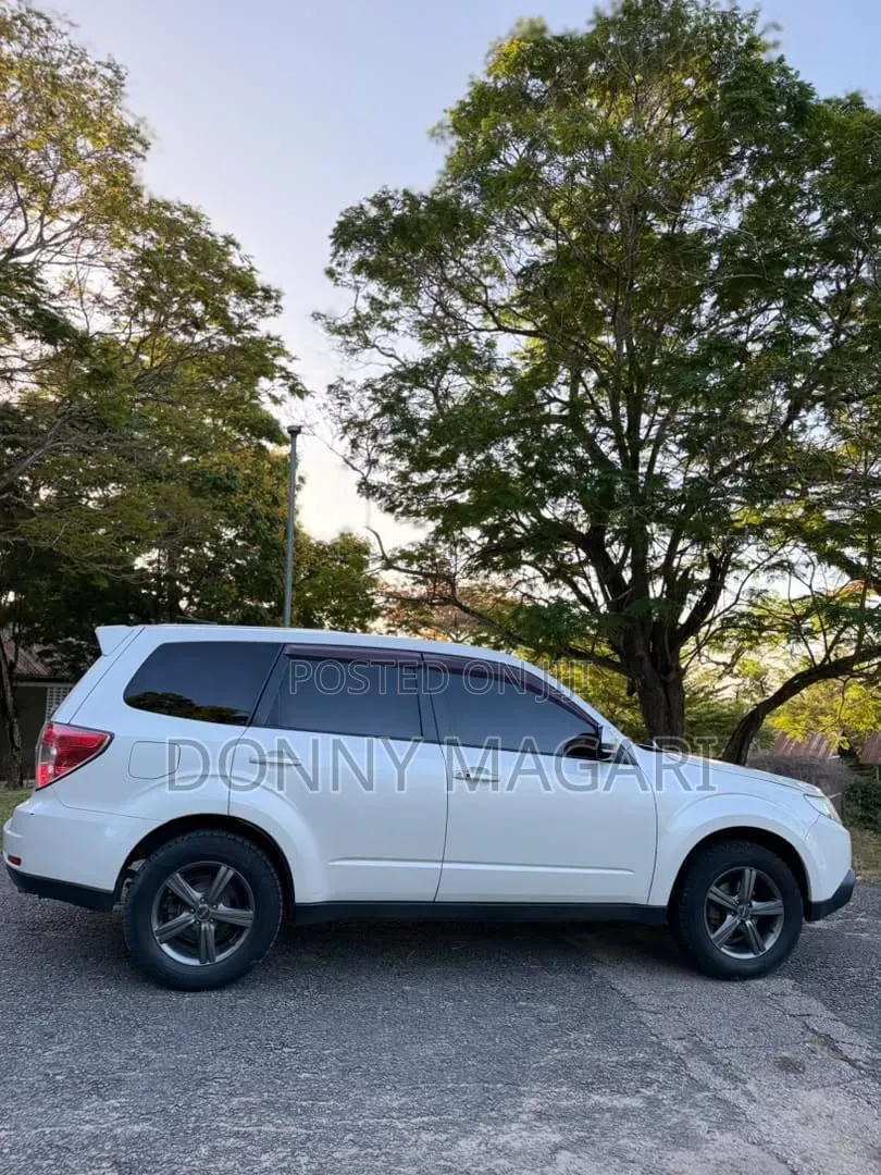 Subaru Forester 2011 White