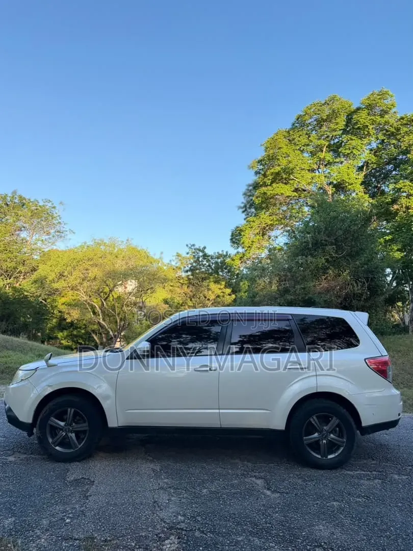 Subaru Forester 2011 White