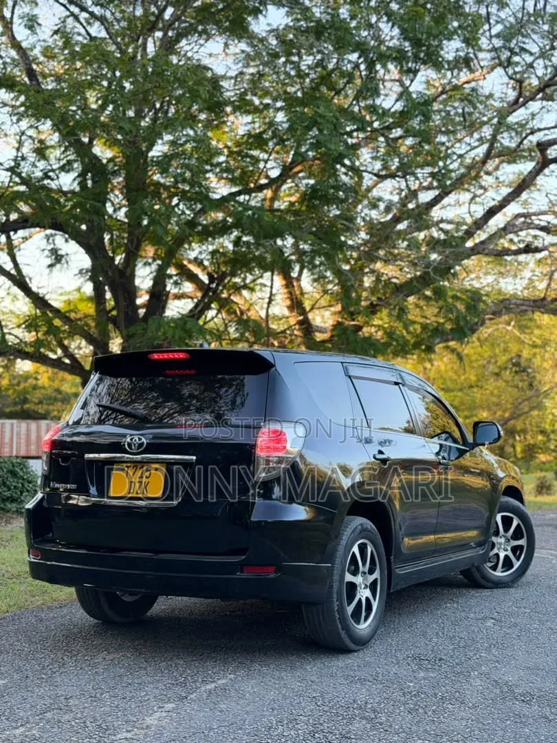 Toyota Vanguard 2009 Black