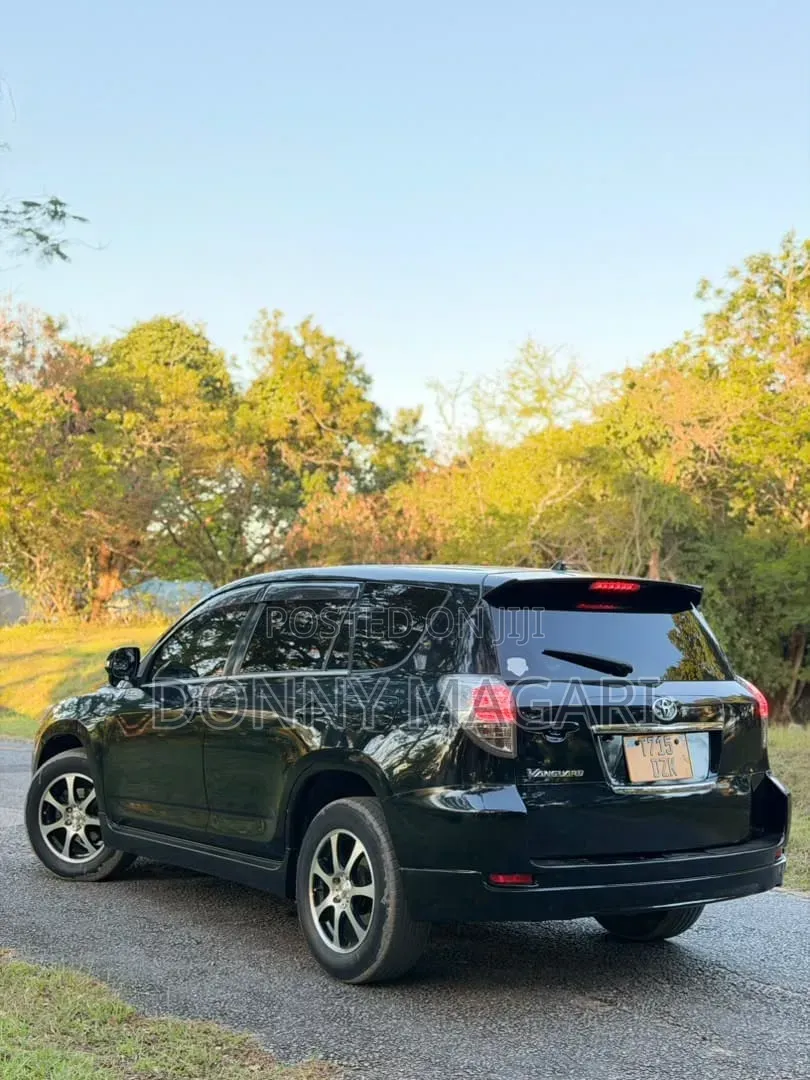 Toyota Vanguard 2009 Black