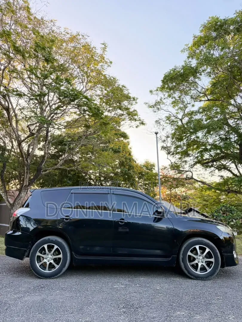 Toyota Vanguard 2009 Black