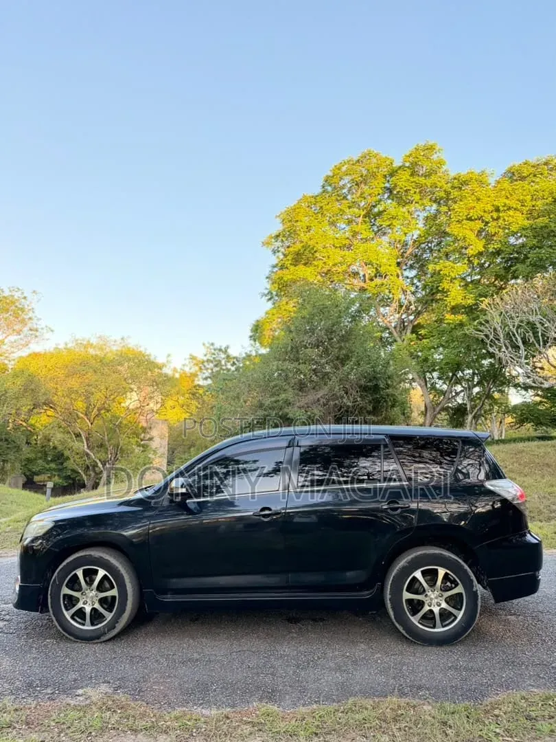 Toyota Vanguard 2009 Black