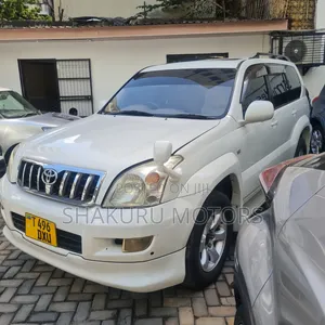 Toyota Land Cruiser Prado 2006 White