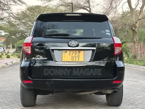 Toyota Vanguard 2008 Black