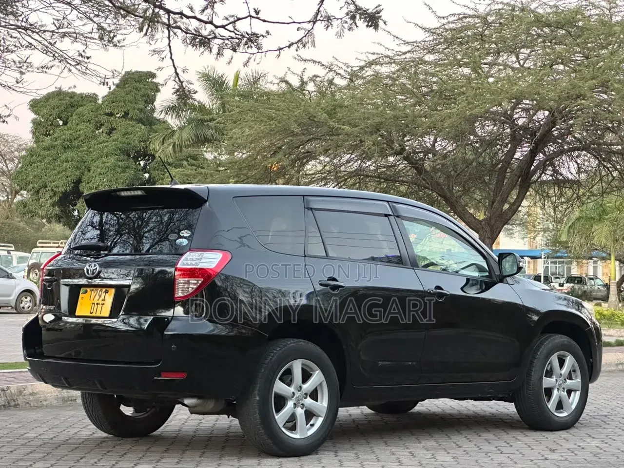 Toyota Vanguard 2008 Black